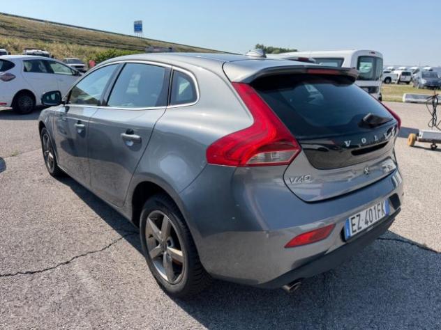 VOLVO V40 D3 Momentum rif. 23829529 - Foto 6