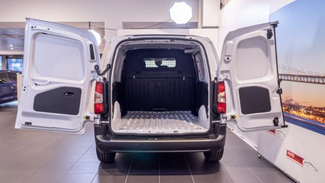 Toyota Proace City 1.5D 130 CV PL Comfort - Foto 3