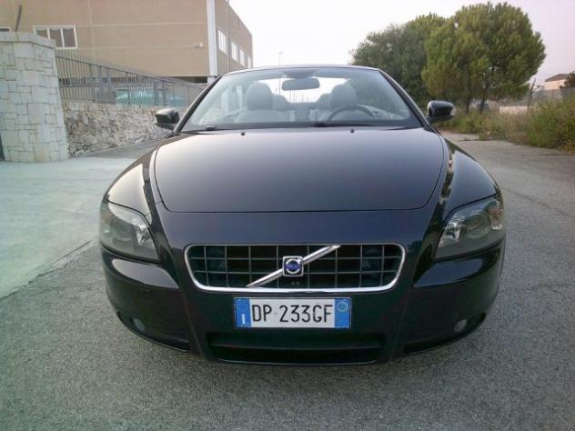 VOLVO C70 2.4 D5 20V Momentum rif. 24076300 - Foto 2