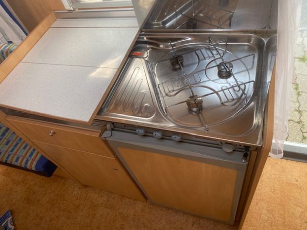 CARAVAN BURSTNER 390TK CON MOVER E VERANDA AFFARE - Foto 8