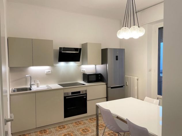 ROMA VIA LUCRINO – CAMERA/APPARTAMENTO PER STUDENTI LUISS – VICINO VIALE ROMANIA - Foto 10