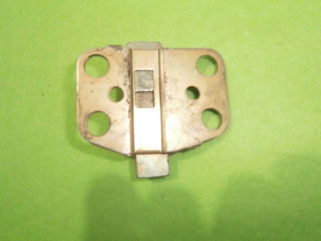 Gancio cofano baule posteriore fiat 127 prima serie ed Autobianchi A112 - Foto 2