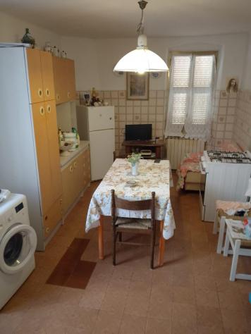 appartamento in vendita a Carrara in zona Gragnana