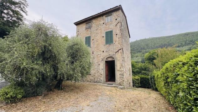Casa singola in vendita a Pieve di Compito - Capannori 280 mq Rif: 1423940