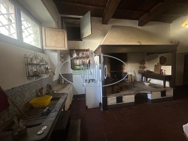 VILLA di 27 vani e di 2115 mq (RADDA IN CHIANTI) rif. V-2215 - Foto 7