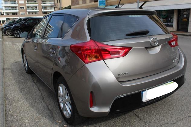 Toyota Auris 1.4 D-4D Active - Foto 7