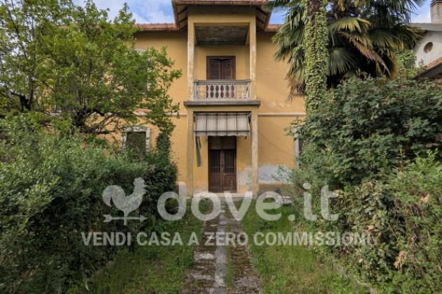 Casa indipendente di 198 m² con 4 locali e box auto in vendita a Cassano Magnago - Foto 5