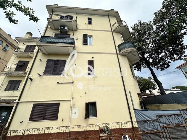 ID 285 Loano viale Martiri Libertà piccolo trilocale vicinissimo al mare - Foto 18
