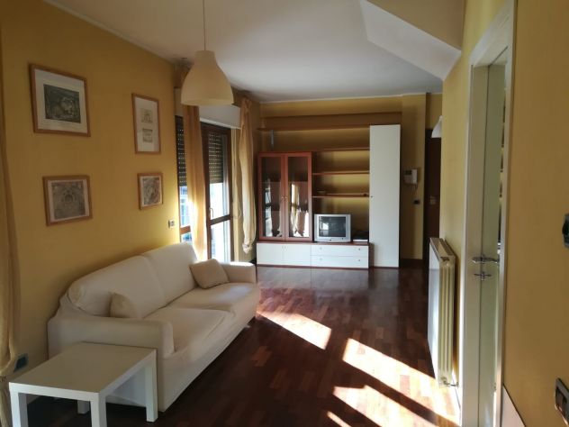 Stanze per ragazzi zona stazione