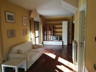 Stanze per ragazzi zona stazione