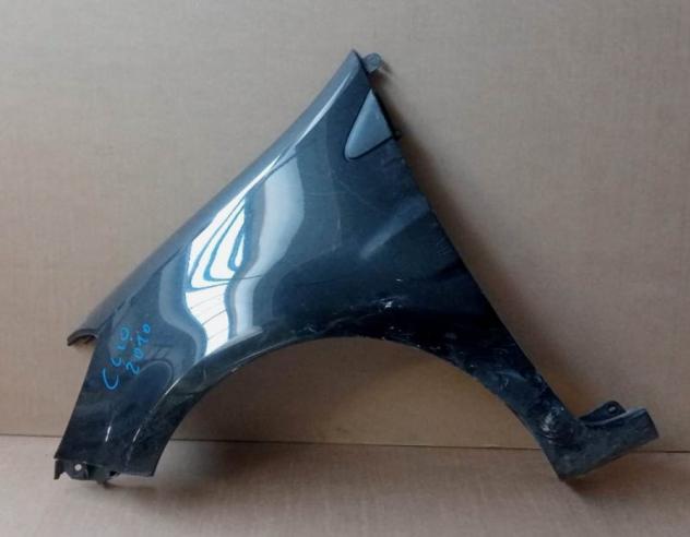 PARAFANGO ANT.SX (in plastica) NERO MET. DA ''16 RENAULT CLIO SIGLA 195 999-U1296832 Carrozzeria  Lamierati esterni  Fiancate  Parafango ant. RENAULT