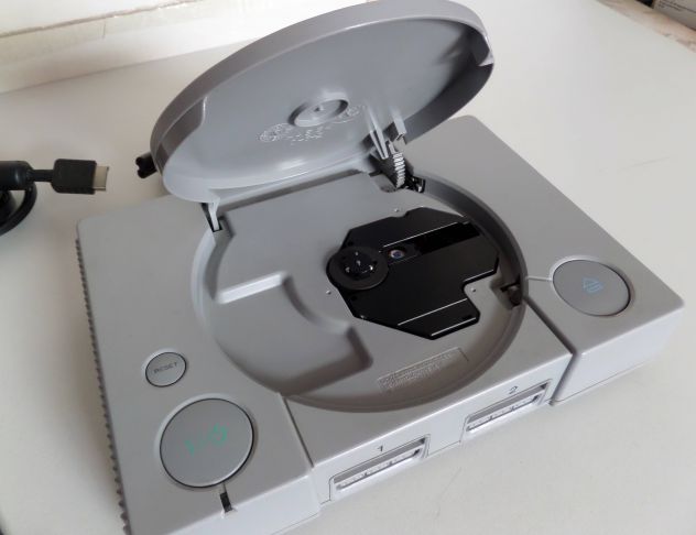 Playstation Anno 1998 PSX FAT PAL Mod. SCPH 7002 Ser.C6367540 CON MODIF. - Foto 7
