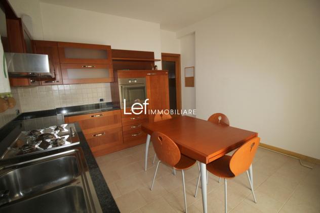 APPARTAMENTO di 4 vani e di 108 mq (FOLLINA) rif. AA78 - Foto 5