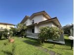 Villa in vendita a Ronchi - Massa 270 mq  Rif: 1366184