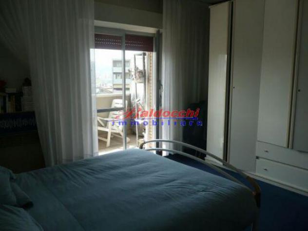 Pantano - ampio appartamento con garage e cantina - Foto 9
