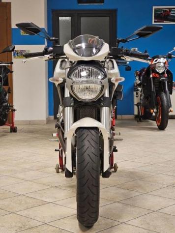 DUCATI MONSTER 696+ ABS con soli 4.225 Km - Foto 4