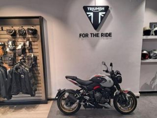 TRIUMPH TRIDENT 800 rif. 24093590