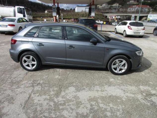 Audi A3 Sportback 1,6 tdi30 S-LINE GARANTITA FULL OPTIONAL - Foto 3
