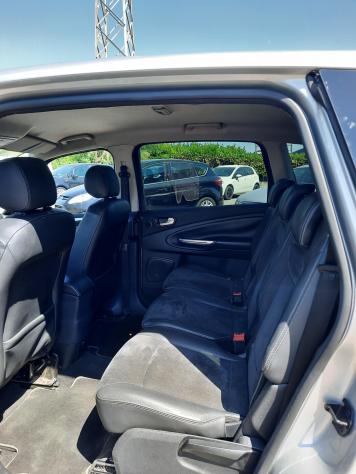 Ford S-Max 2.0 TDCi 140CV Titanium DPF 7 POSTI - Foto 9