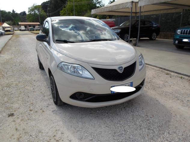Lancia Ypsilon 1.2 69 CV 5 porte Platinum (GPL)