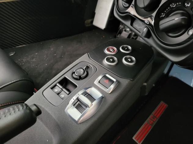Alfa Romeo 4C 1750 TBi - Foto 10