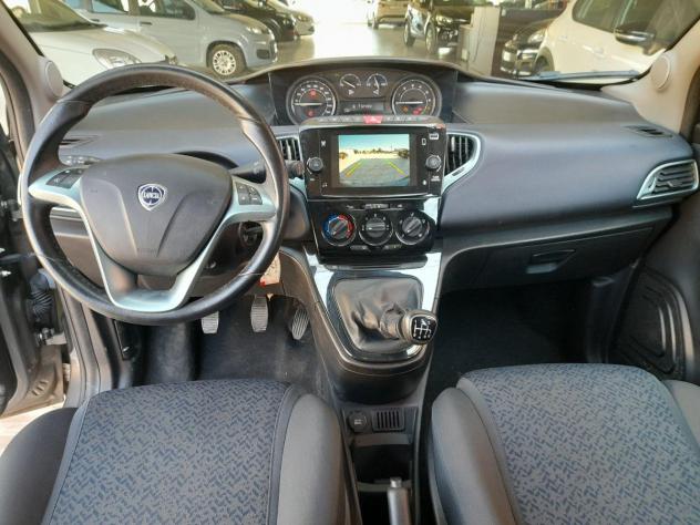 LANCIA - Ypsilon - 1.0 FireFly 5p. S&S Hybrid Oro - Foto 9