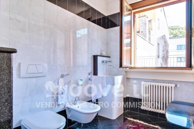Casa indipendente di 394 m² con più di 5 locali e box auto doppio in vendita a Casnigo - Foto 17