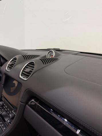 Porsche 718 2.0 Boxster T - Foto 8
