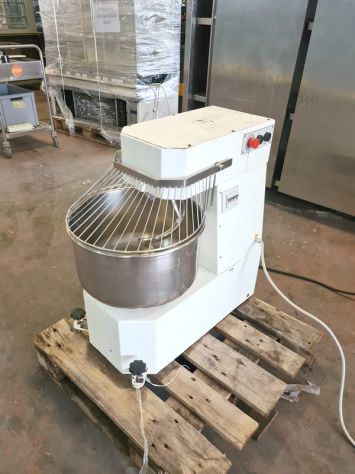 IMPASTATRICE A SPIRALE 2 VELOCITA' USATA