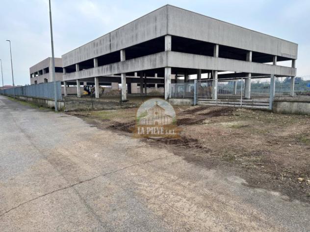 Immobile di 1500 m² in affitto a Pozzolo Formigaro - Foto 15