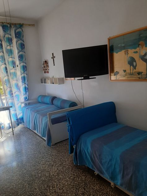 NOMENTANA STANZA SINGOLA CON BAGNO ANCHE BREVI PERIODI CON CONTRATTO