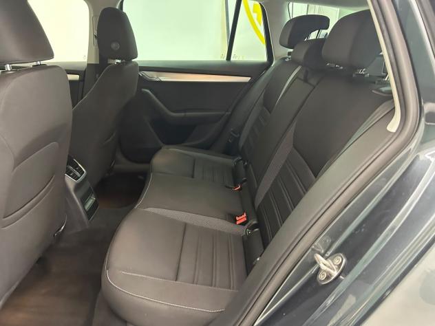 Skoda Octavia 1.5 DSG Wagon Style G-Tec - Foto 9