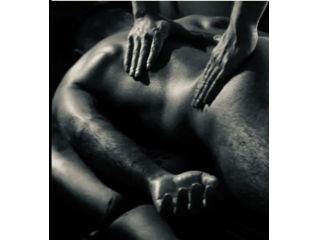 Massaggi - benessere Bologna - MASSAGGIATORE per UOMO Tel:3393683292