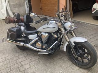 YAMAHA xvs 950 A