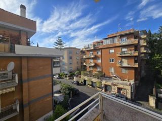 Trilocale in affitto a Roma