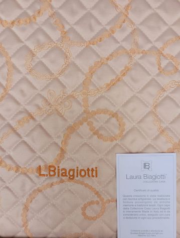 Quilt copriletto LAURA BIAGIOTTI in prezioso tessuto damascato - Foto 4