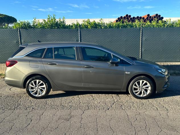 Opel Astra 1.6 CDTi 110CV Start&Stop Sports Tourer Business - Foto 6