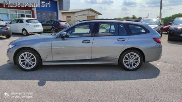 BMW 320 Serie 3 G21 2022 Touring 320d Touring mhev 48V xdr rif. 24083508 - Foto 3