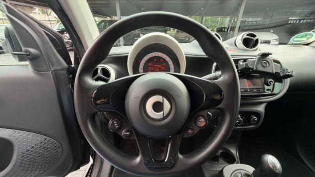 smart fortwo SENSORI DI PARCHEGGIO RATA MENSILE 172,00 EURO 70 1.0 52kW youngster - Foto 10
