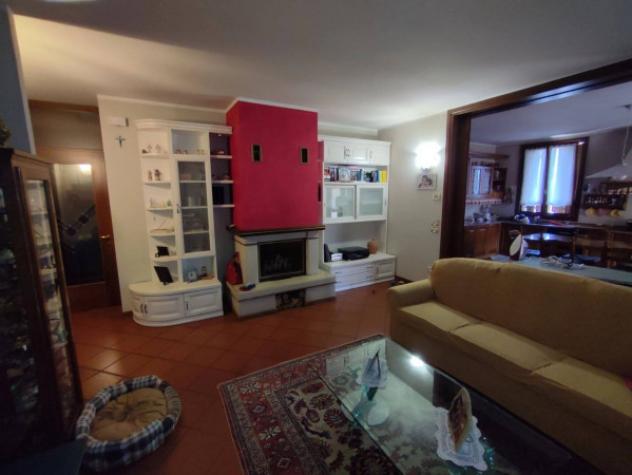 Immobile in asta di 188 m² con più di 5 locali e box auto in vendita a Marostica - Foto 2