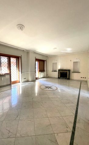 In complesso residenziale con balconi e posto auto - Foto 4