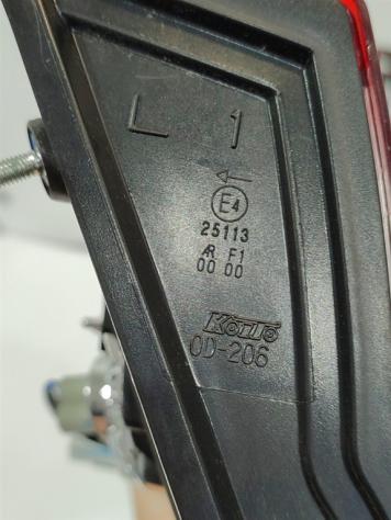 STOP POSTERIORE SINISTRO INTEGRATO NEL PORTELLO TOYOTA Yaris Serie 815910D601 1NZFXE (1720) - Foto 5