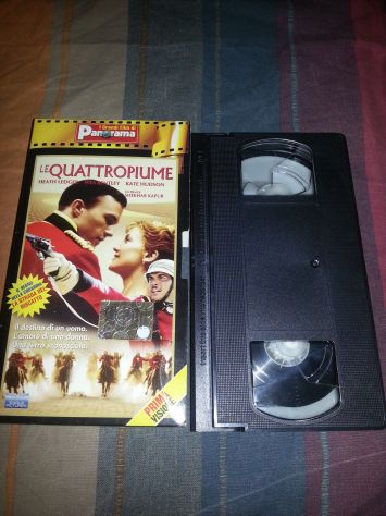 VIDEOCASSETTA OTTIME CONDIZIONI,EDIZ. RARISSIMA,COMPLETA,ORIGINALE"LE QUATTRO PI - Foto 2