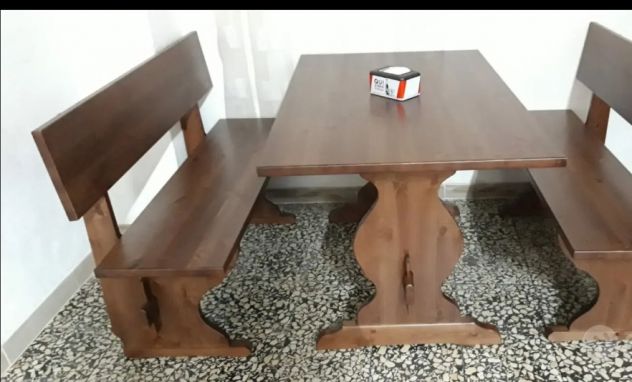 Set panca e tavolo per pub, pizzeria, ristorante
