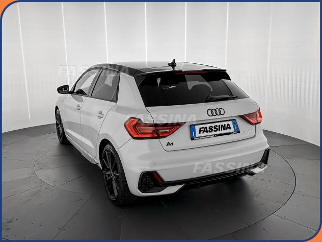 Audi A1 Sportback 35 TFSI S tronic Identity Black - Foto 4