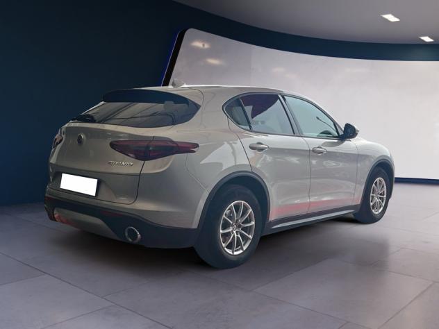 Alfa Romeo Stelvio Stelvio 2.2 Turbo Diesel 160CV Business AT8 RWD - Foto 4