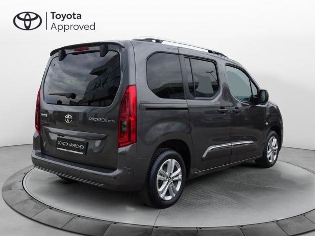 Toyota Proace City Verso 1.5D 130 CV S&S Short D Executive - Foto 4
