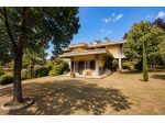 Villa indipendente con ampio giardino e taverna – Greve in Chianti (frazion &hellip;