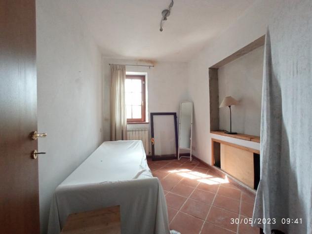 APPARTAMENTO INDIPENDENTE di 5 vani e di 90 mq (MASSAROSA) rif. 136 - Foto 10