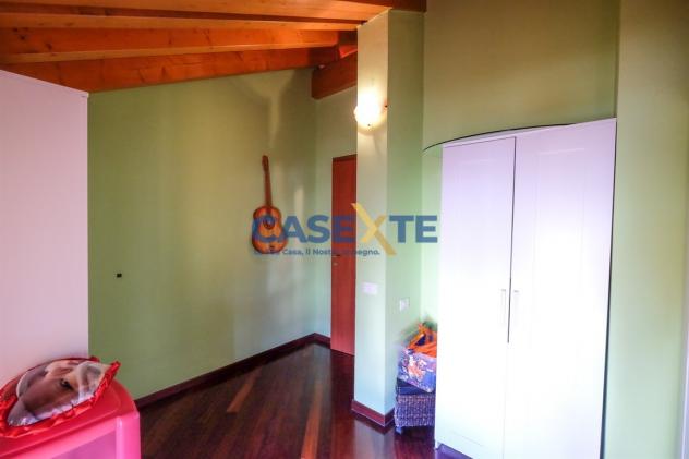 Incantevole Trilocale Mansardato con Travi a Vista a Osio Sotto - Foto 14
